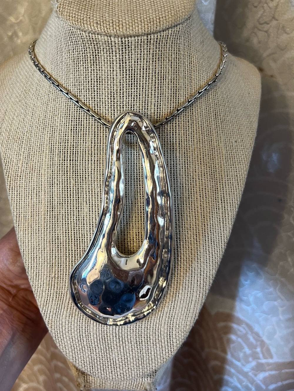 American Showcase Abstract Silver Tone Adjustable Necklace, excellent condition